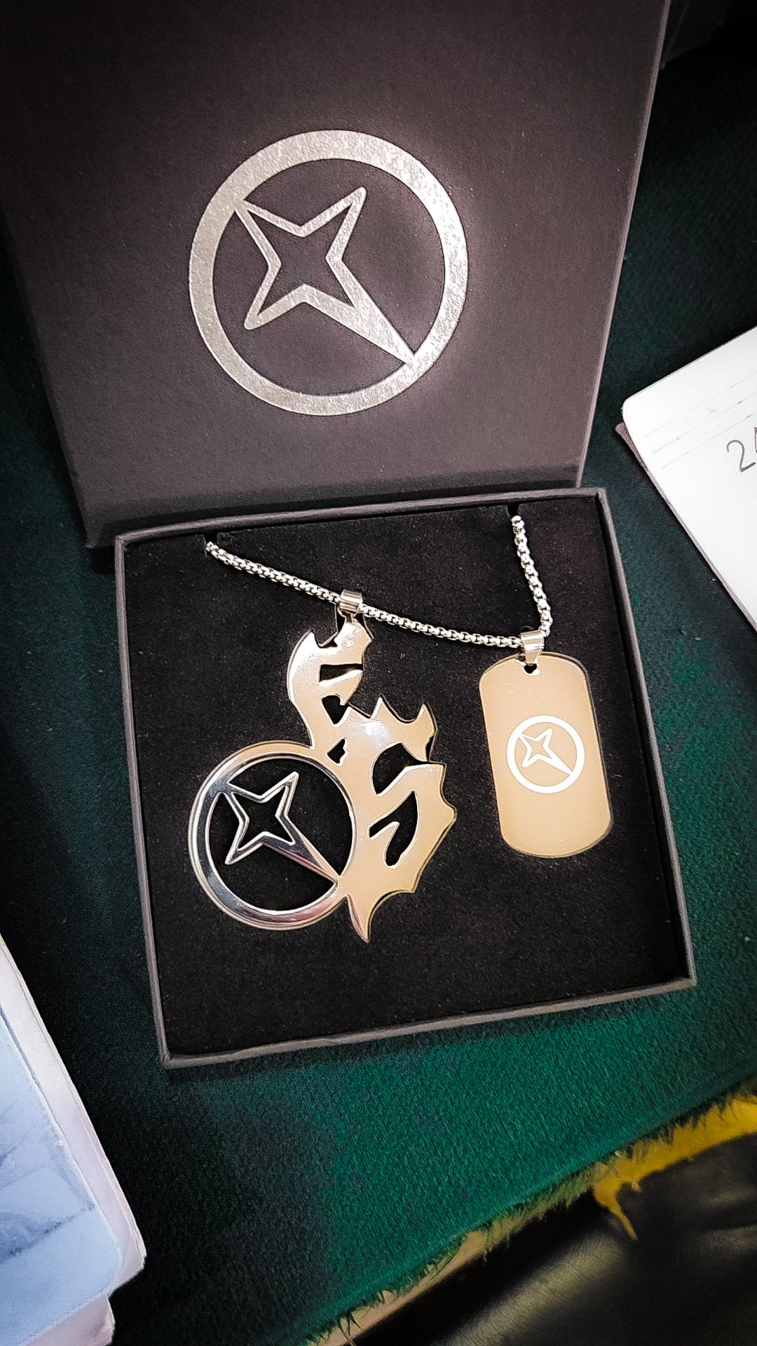 EMBLEM Chain