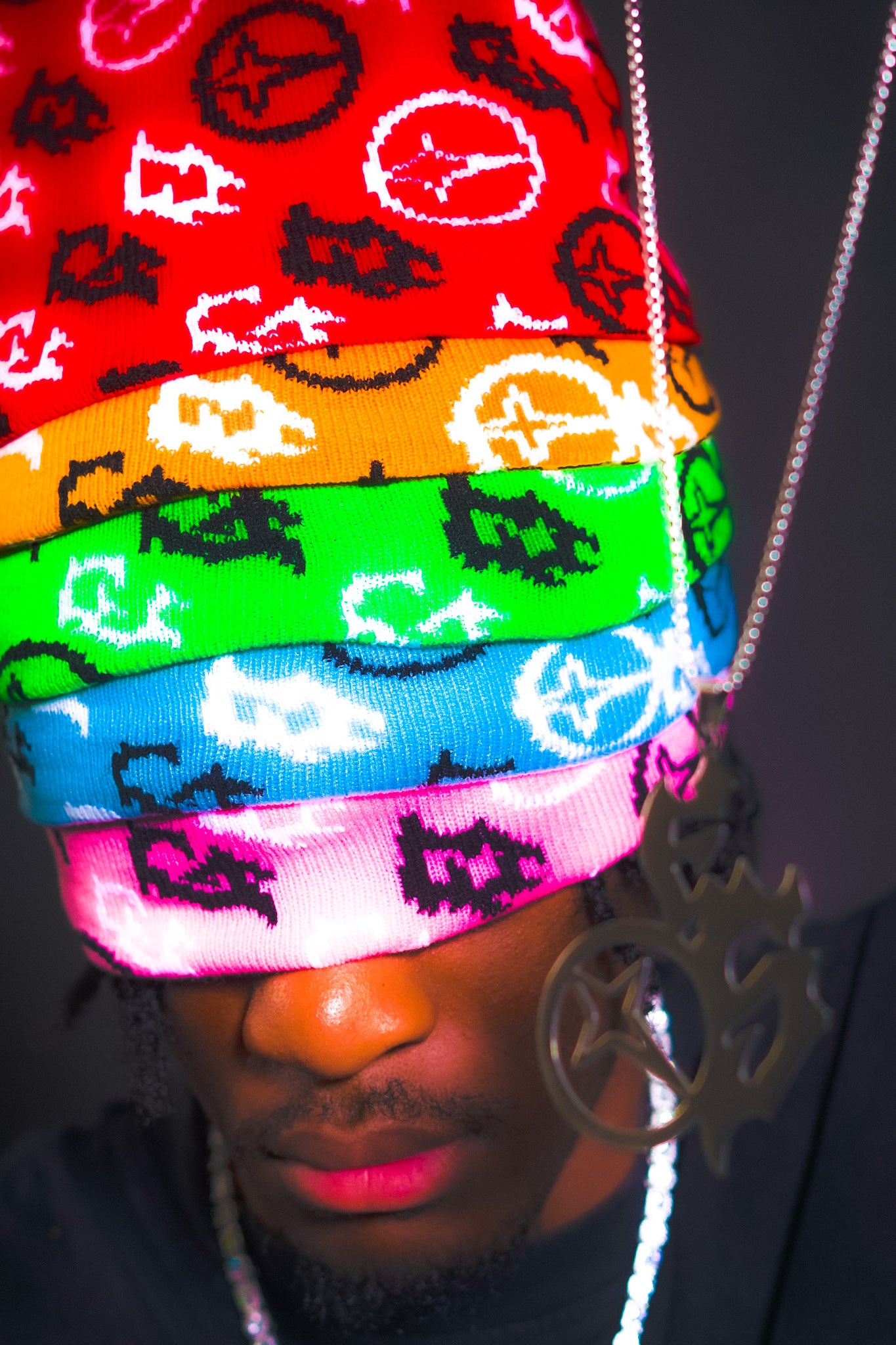 EMBLEM BEANIE
